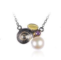 Sea Shell Pearls Necklace - penelope-it.com