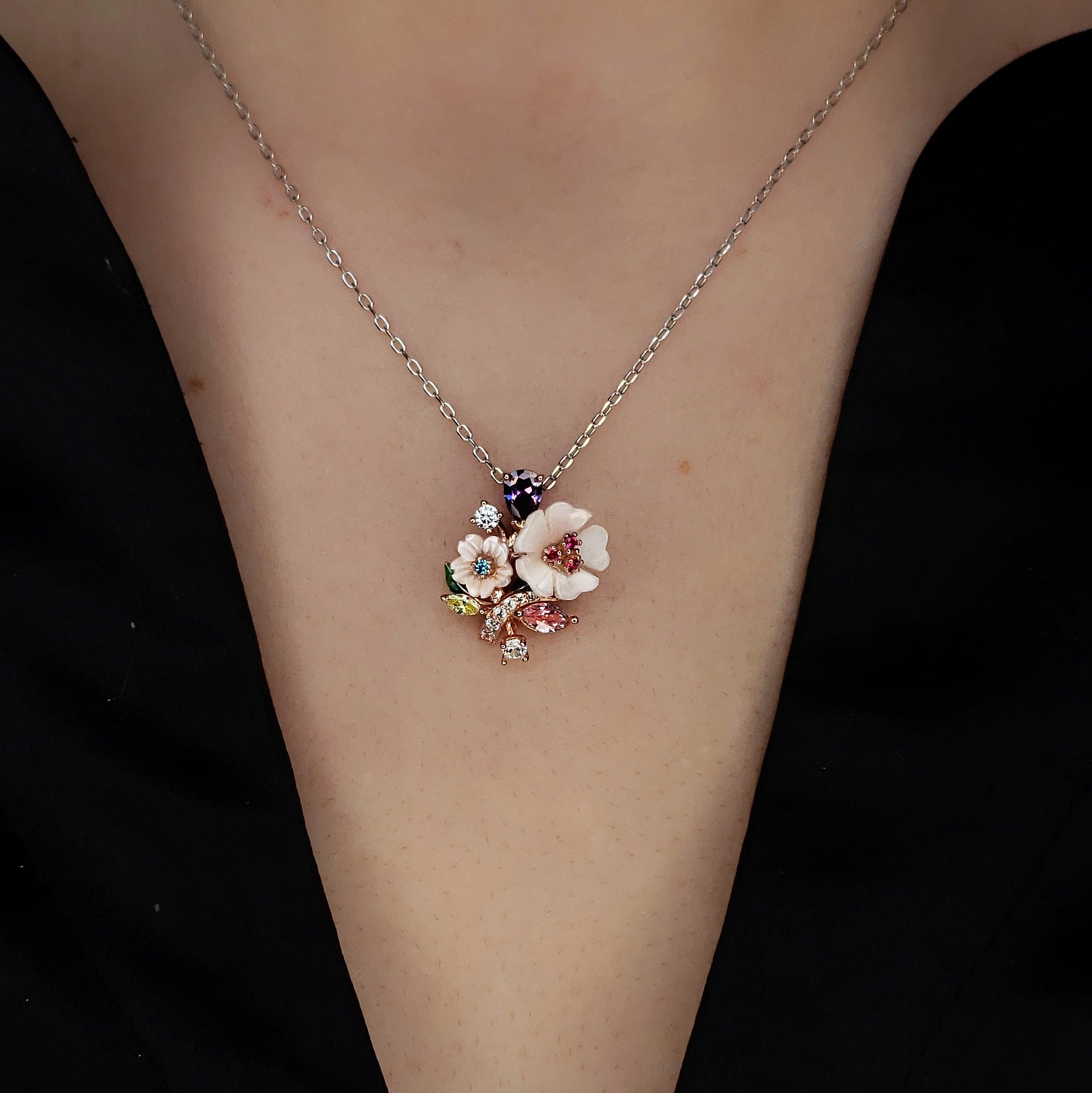 Bouquet Necklace